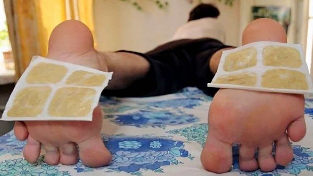 Mustard pads on the feet as a way to increase potency